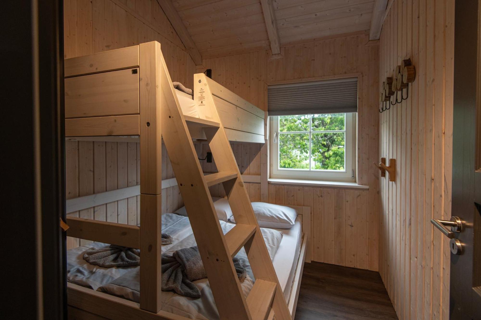 Kustelberg Lodges Medebach Exterior photo